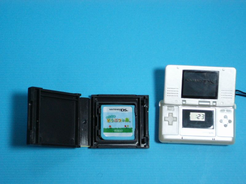 DSカード型けしゴム: いそがないで歩こう